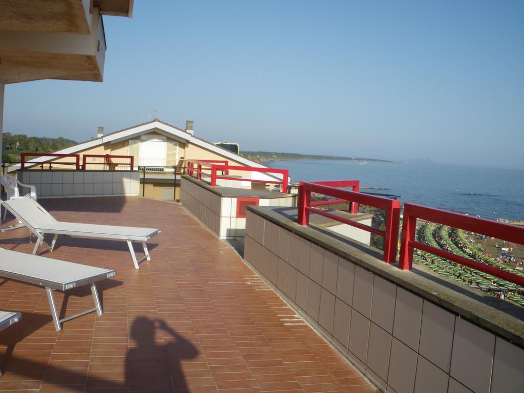 Hotel Neptunus Nettuno Kültér fotó