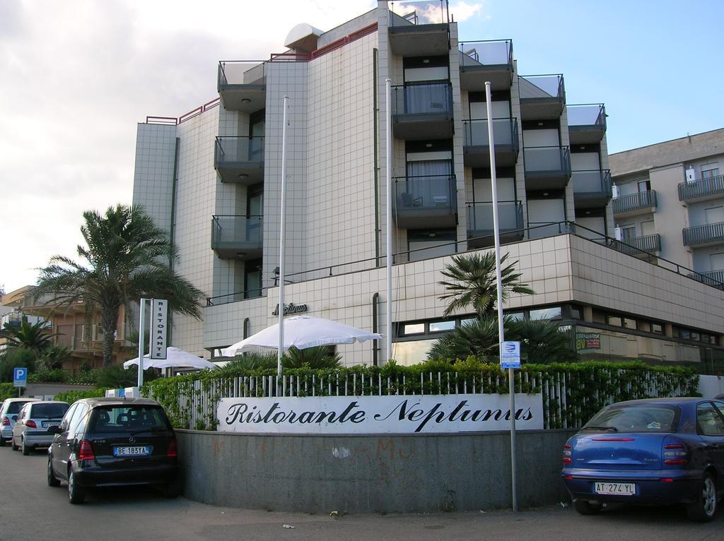Hotel Neptunus Nettuno Kültér fotó